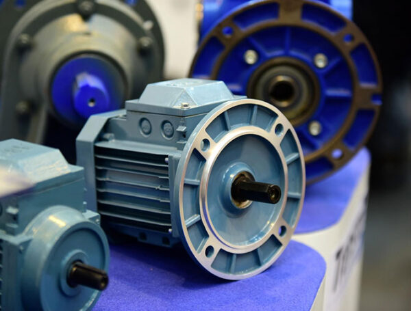 Cómo ahorrar hasta un 35 % en energía con el motor y reductor correcto para tu línea de producción